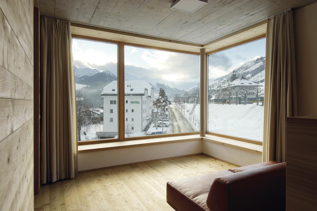 Scuol Youth Hostel Εξωτερικό φωτογραφία