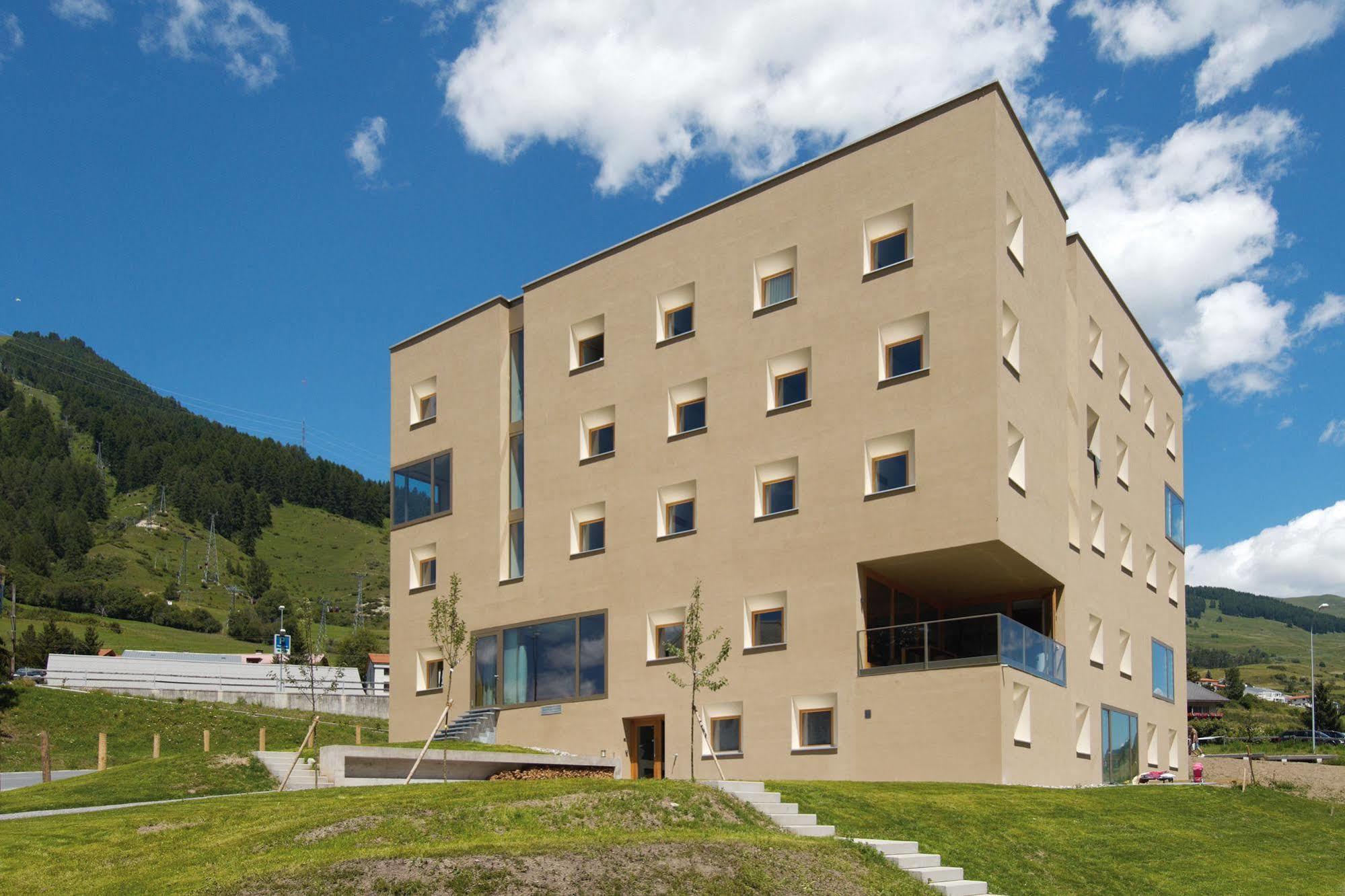 Scuol Youth Hostel Εξωτερικό φωτογραφία