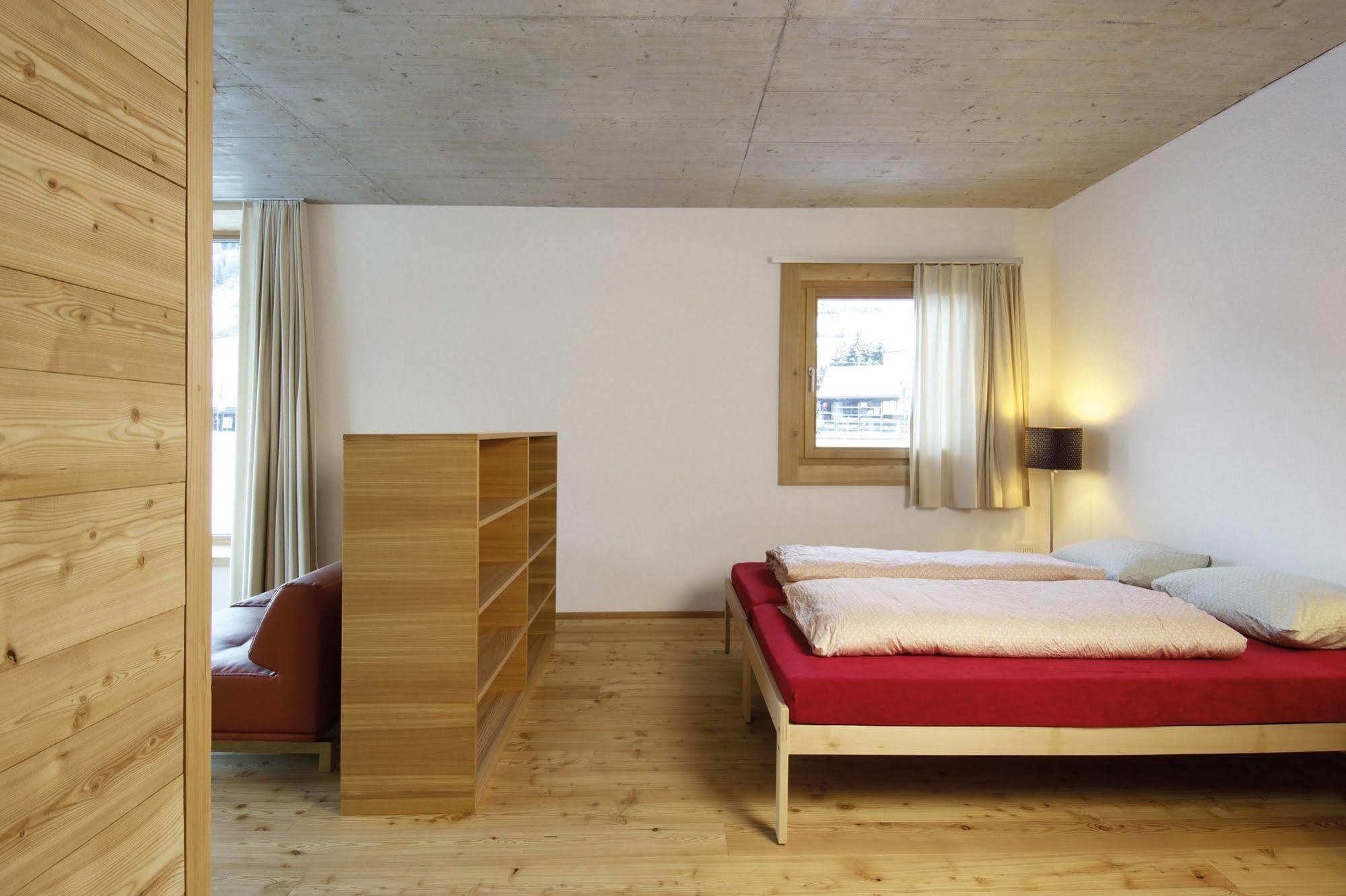 Scuol Youth Hostel Εξωτερικό φωτογραφία