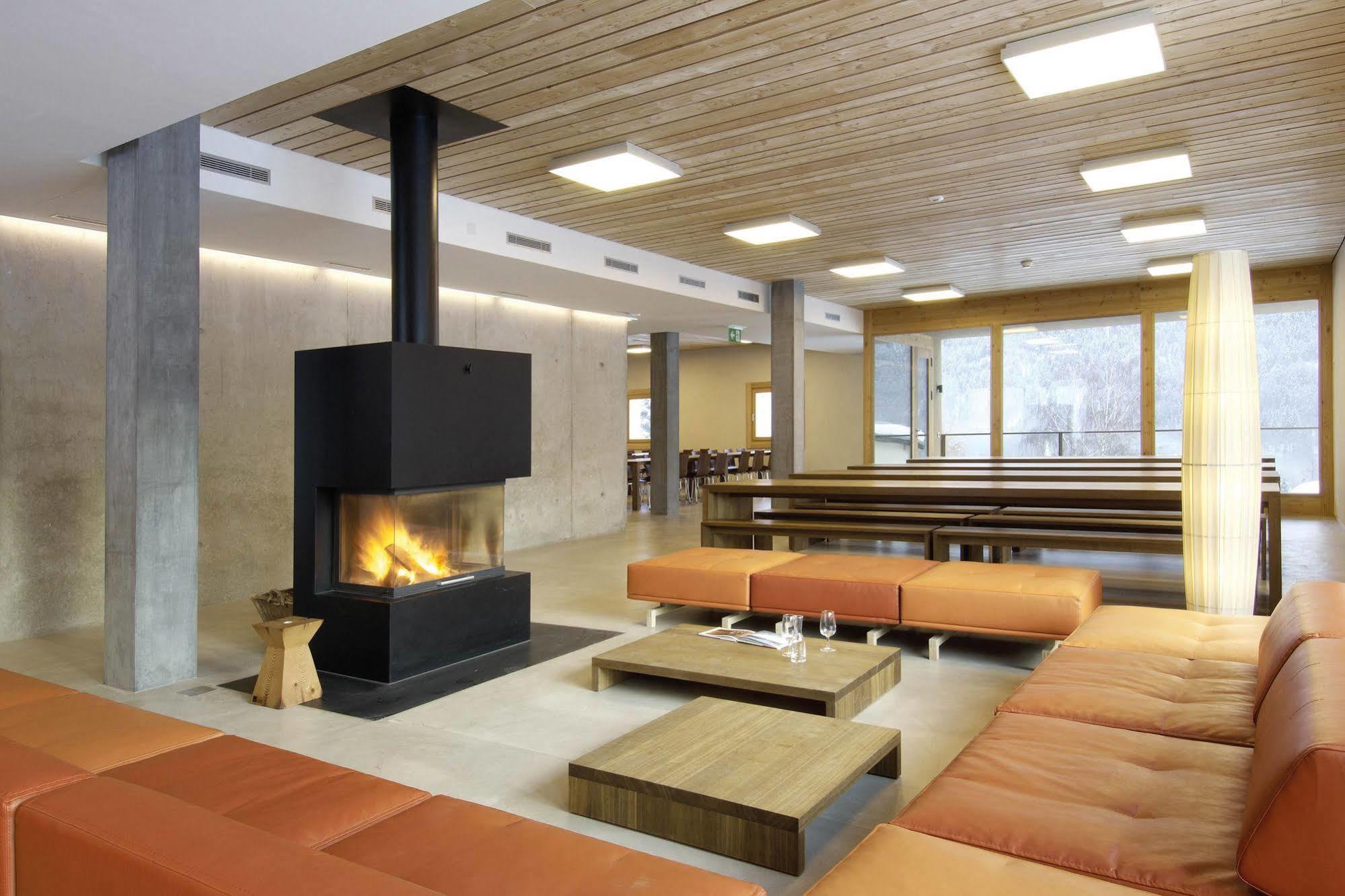 Scuol Youth Hostel Εξωτερικό φωτογραφία